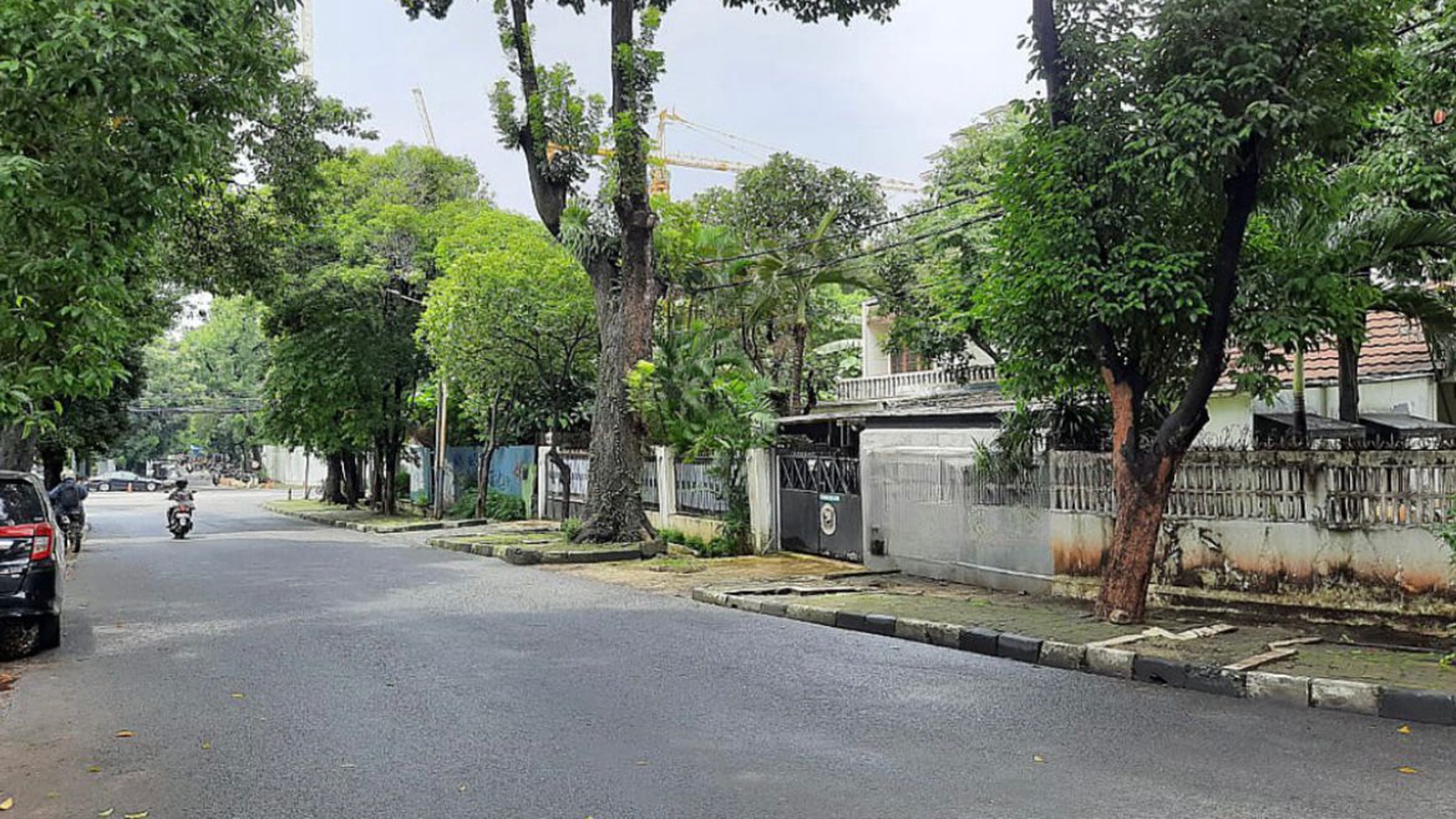 Rumah di Kebayoran Baru