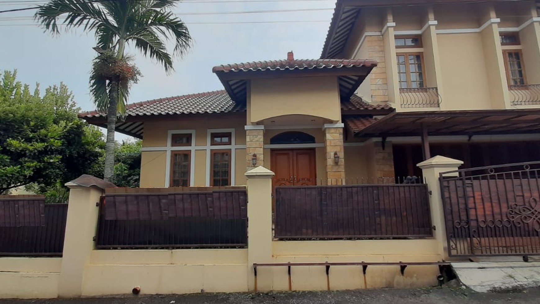 Rumah Luas Diarea Jl Delima Rempoa Semi Furnished Near Akses Toll Veteran