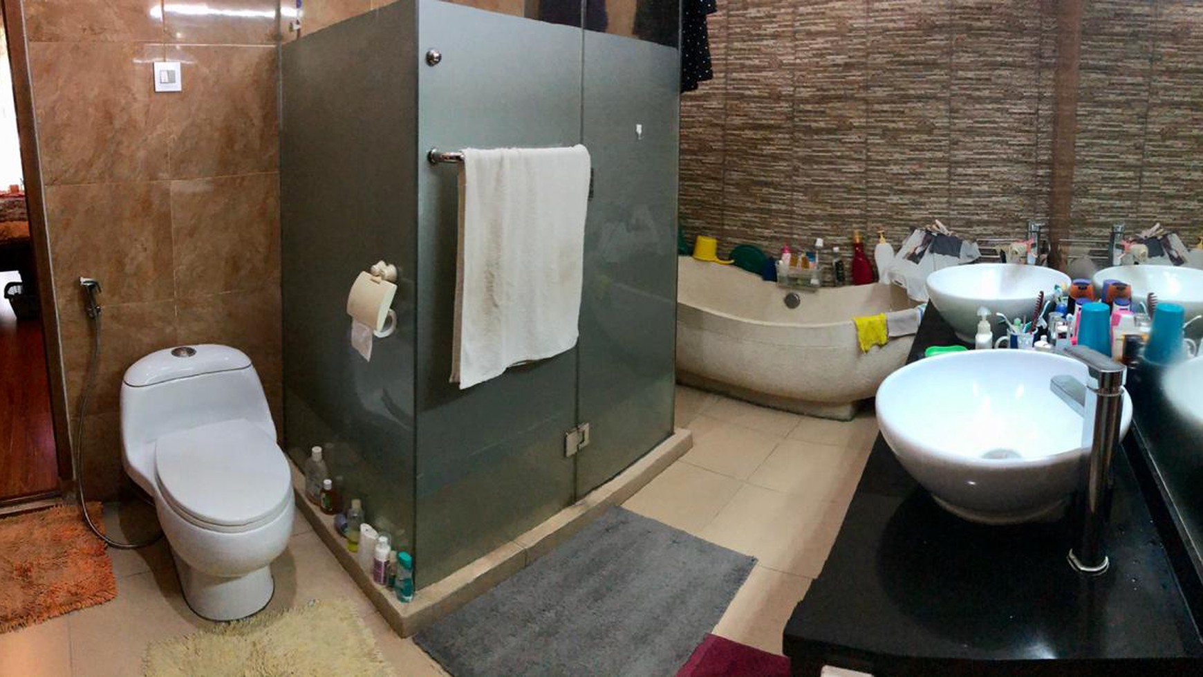 Rumah Luas Diarea Jl Delima Rempoa Semi Furnished Near Akses Toll Veteran