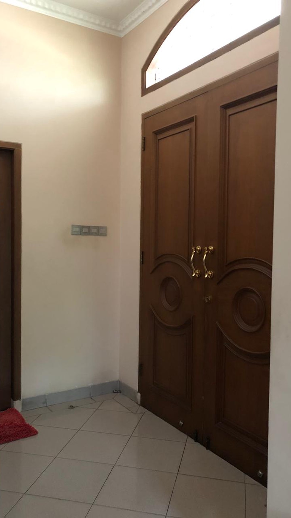 Rumah Luas Diarea Jl Delima Rempoa Semi Furnished Near Akses Toll Veteran