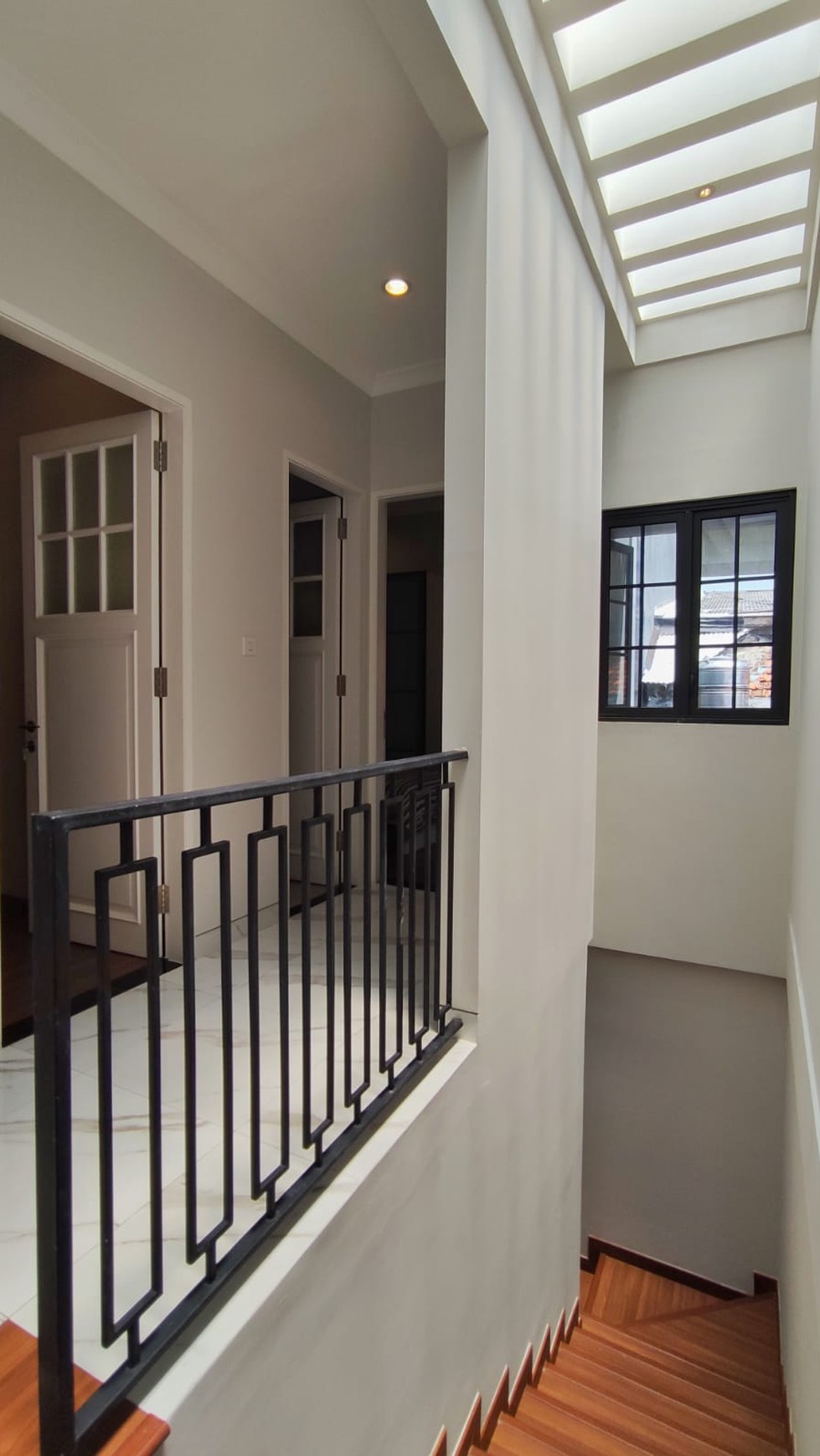 Dijual townhouse 3lantai Brand New - Cilandak