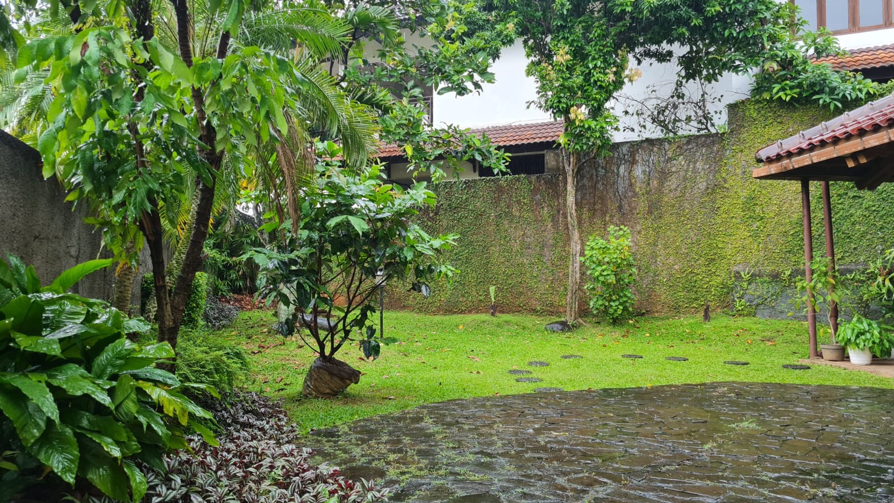 Rumah di Cinere Mas, Depok