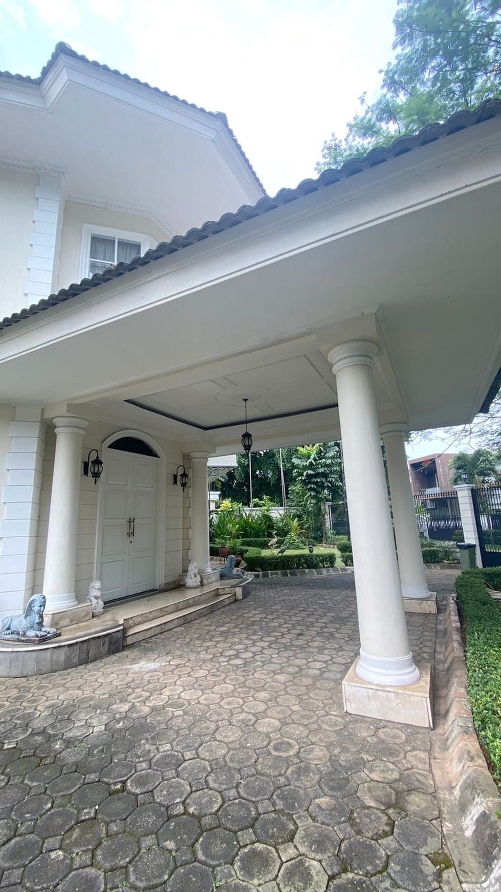 Rumah Siap Huni Lokasi Strategis Area Pondok Indah