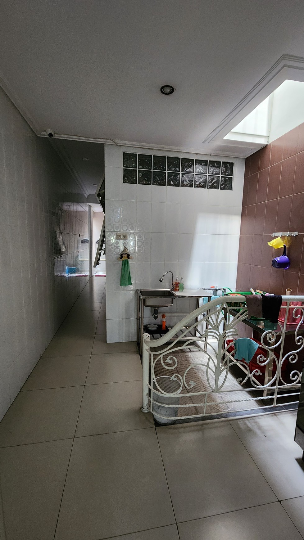 Dijual Rumah Graha Family Surabaya Barat