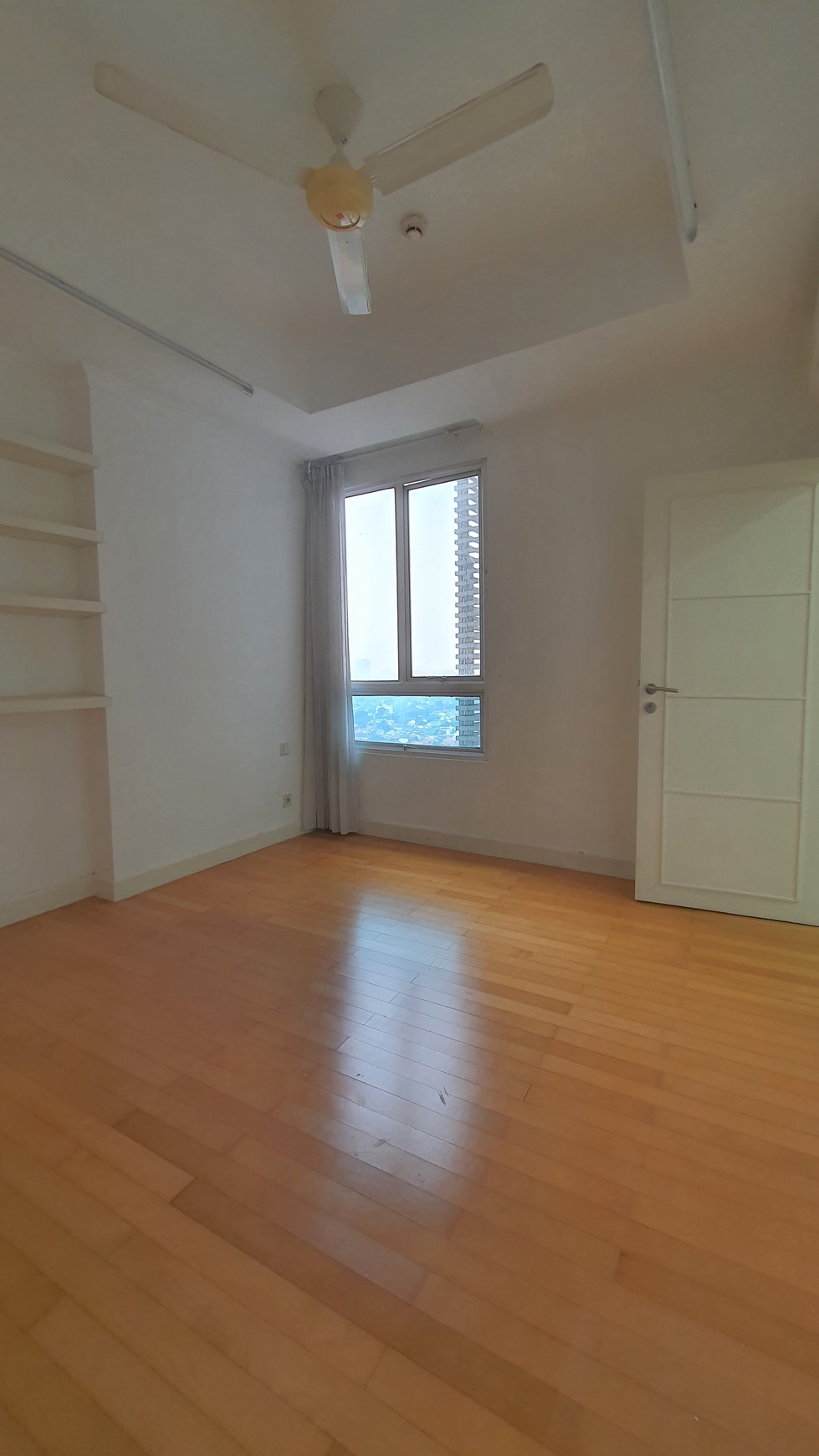 Bright Apartment in Prestige Area 