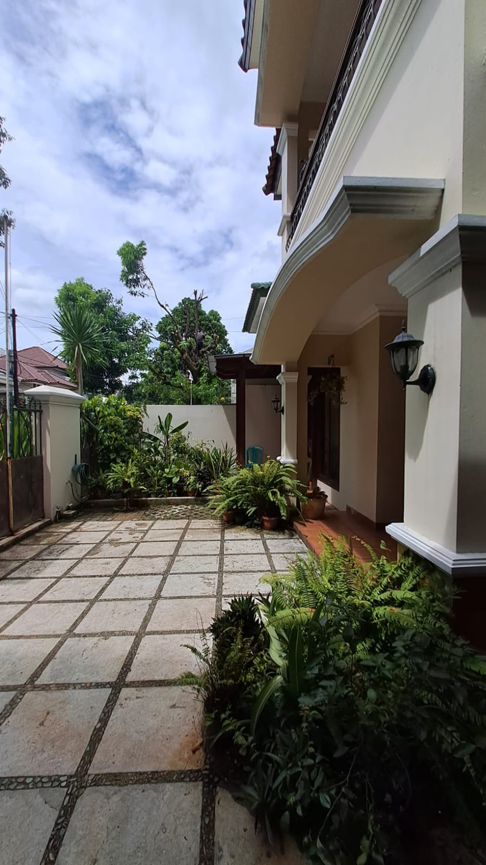 Rumah Dekat Senayan Dempo Kebayoran Baru Jakarta Selatan