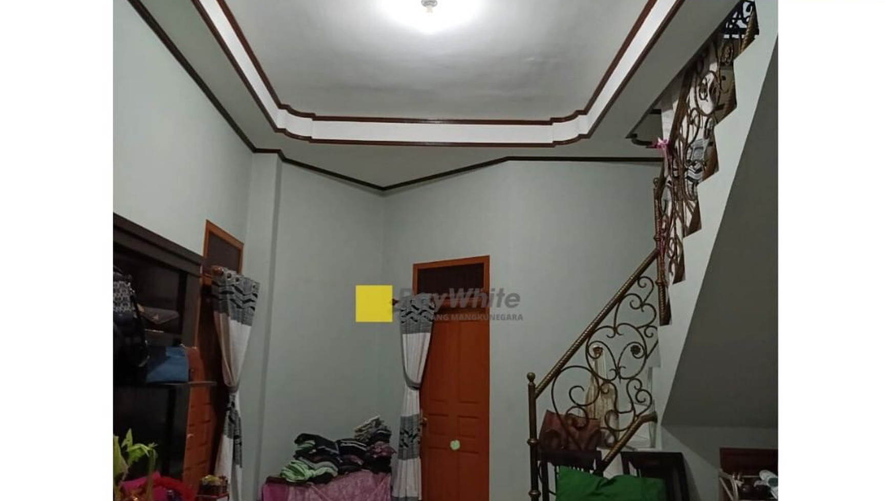 DIJUAL RUMAH TENGAH KOTA 