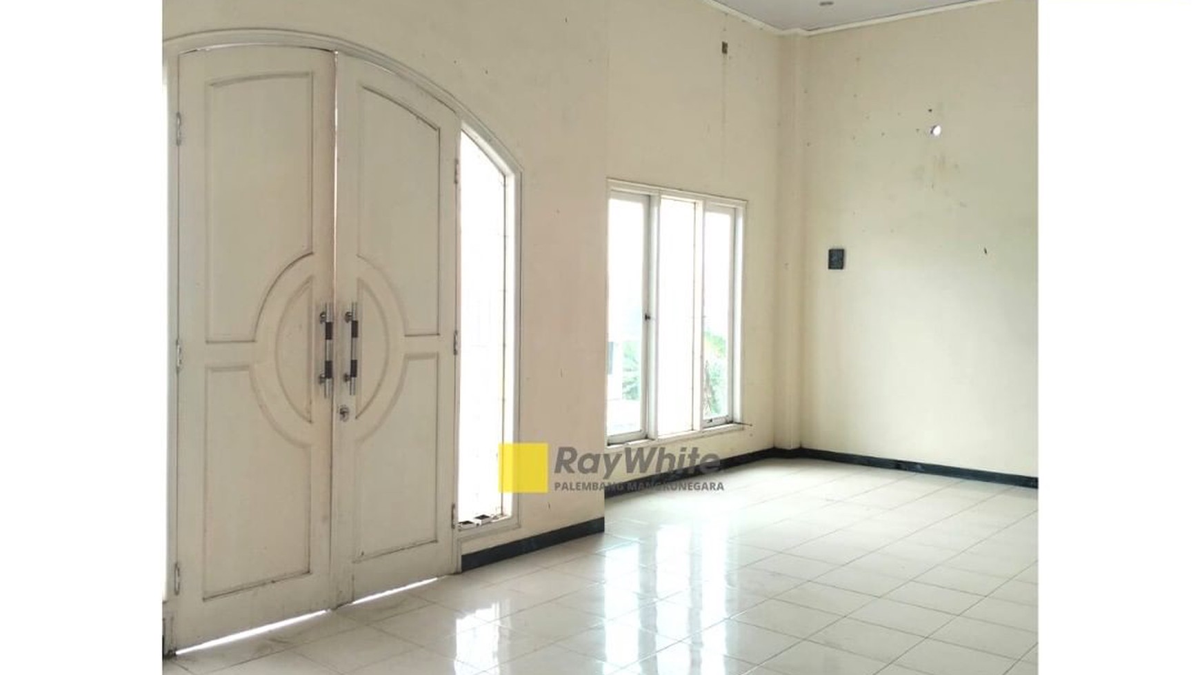 DIJUAL RUMAH MEWAH 