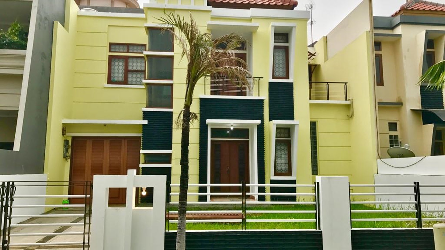 Rumah 2 lantai di Kelapa Gading Cluster mewah