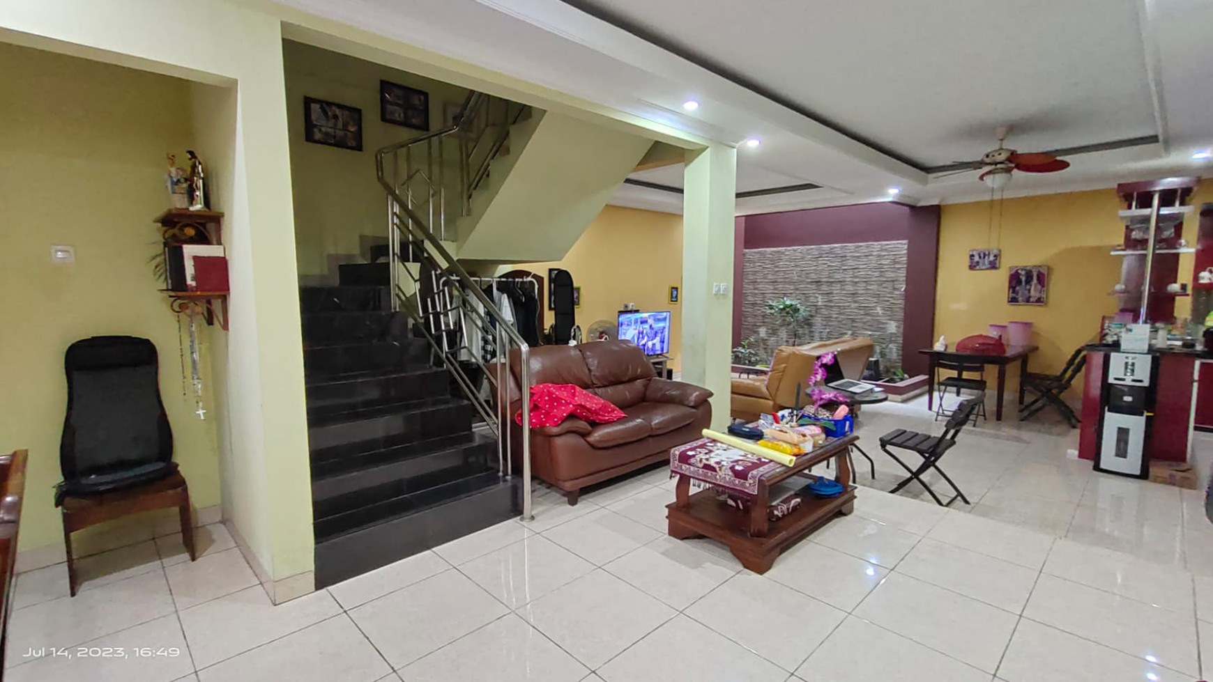 Rumah Luas Furnished Celebration Town Grand Wisata Bekasi