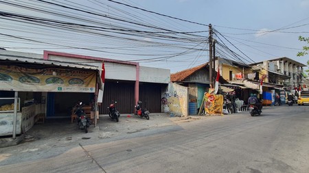 Rumah Lokasi Strategis dan Terdapat Bangunan Ruko @Jl Taman Asri Lama, Cipadu