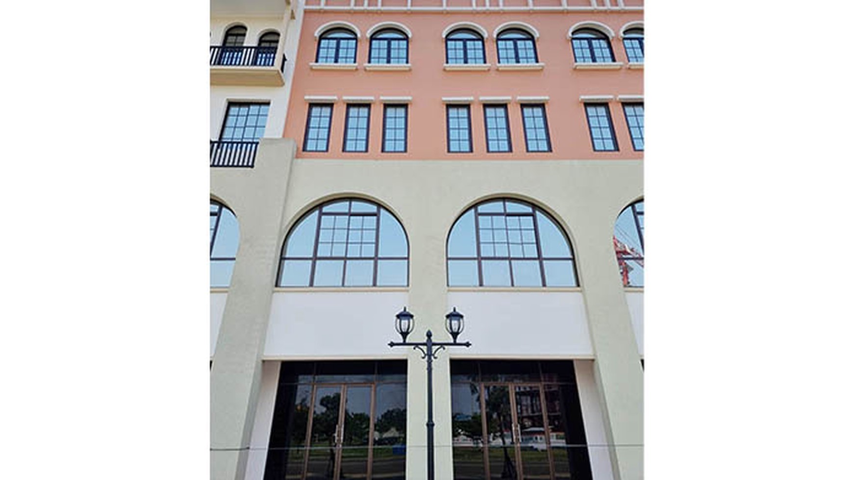 Ruko Gandeng Sedayu City, Kelapa Gading Luas 2x@4,5x15 m2 = 135 m2. Brand new. Hanya disewakan gandeng.