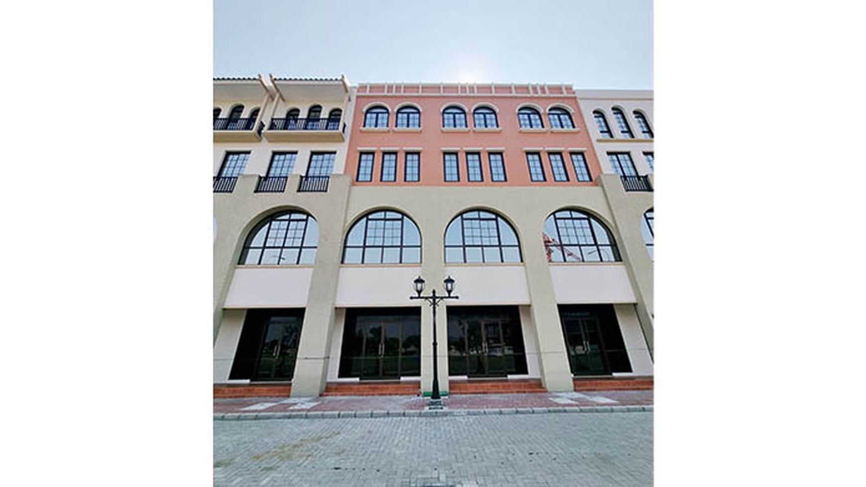 Ruko Gandeng Sedayu City, Kelapa Gading Luas 2x@4,5x15 m2 = 135 m2. Brand new. Hanya disewakan gandeng.