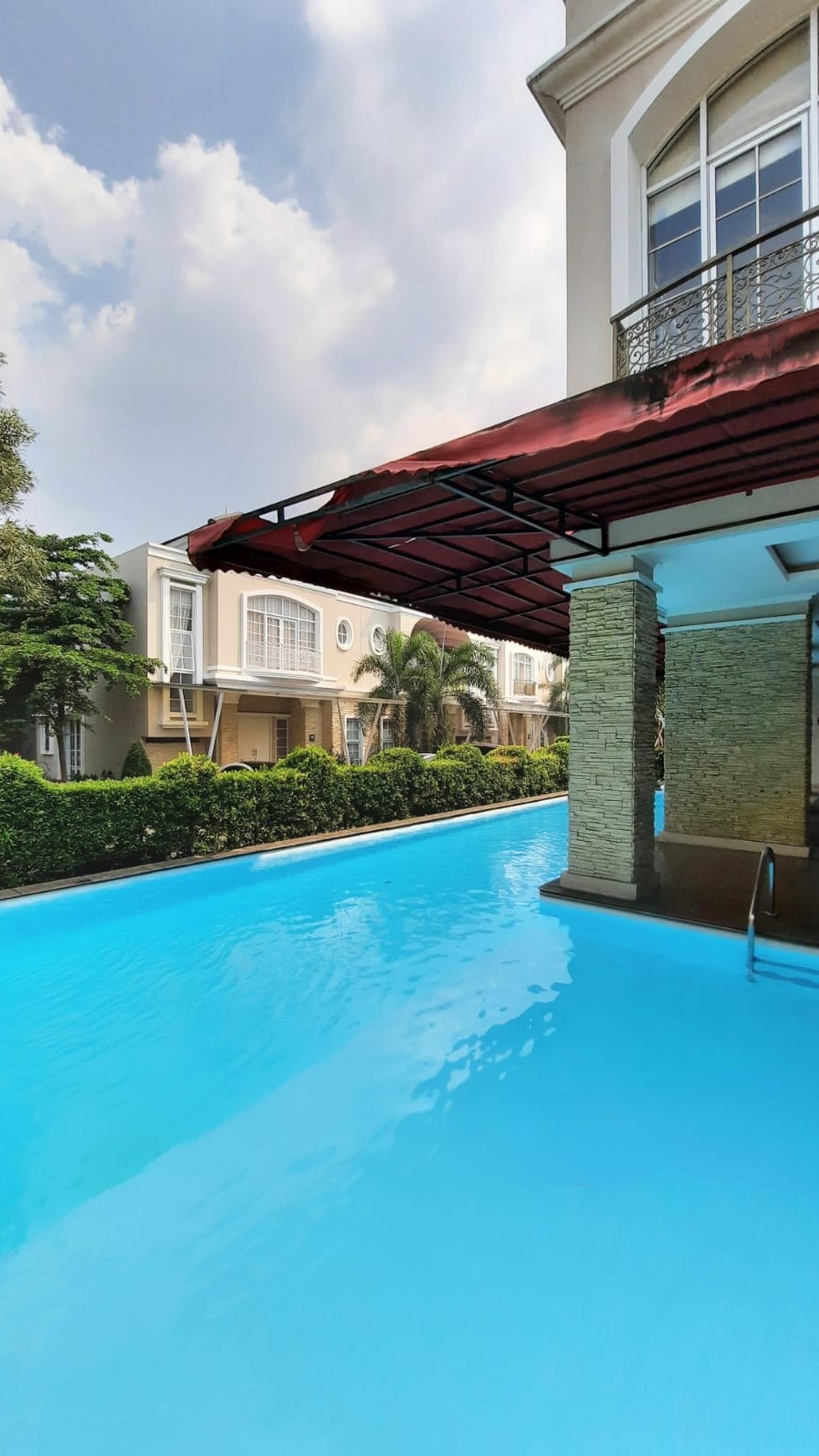 Rumah Minimalis Area Cluster Paris Residence Kampung Utan 