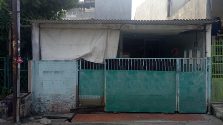 Rumah Tua 1 lantai, Butuh Renovasi di Gading Putih Kelapa Gading Jakarta Utara