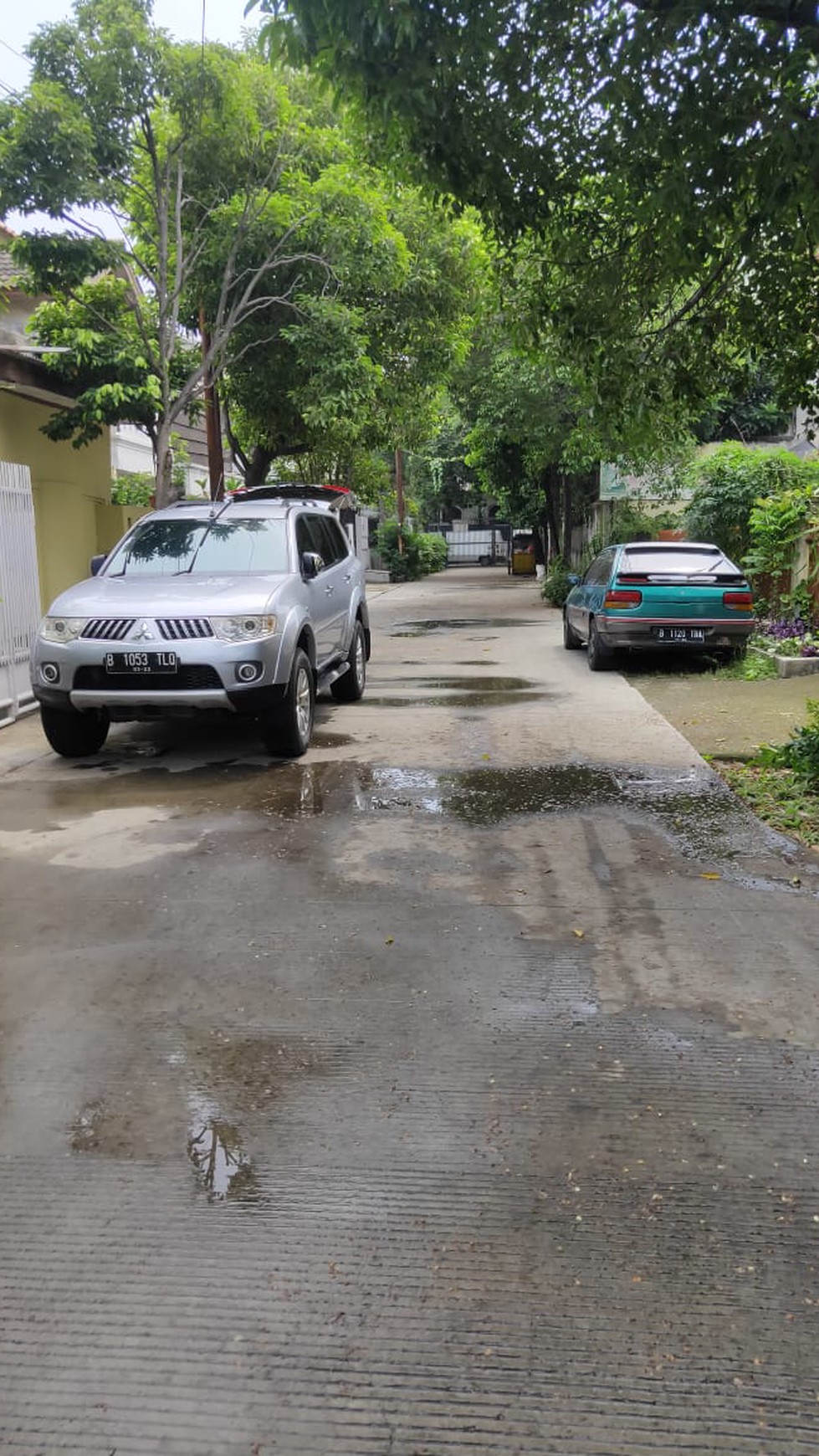 Rumah Hoek 2 lantai Murah dan Asri di Kayu mas Jakarta Timur