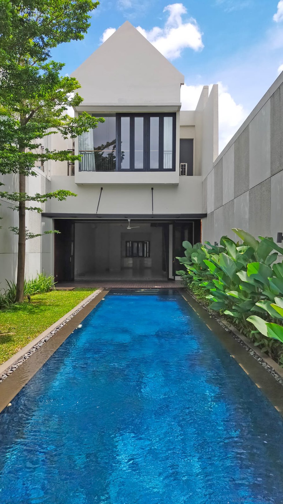 Dijual- Cilandak,Modern minimalis luxurious Townhouse