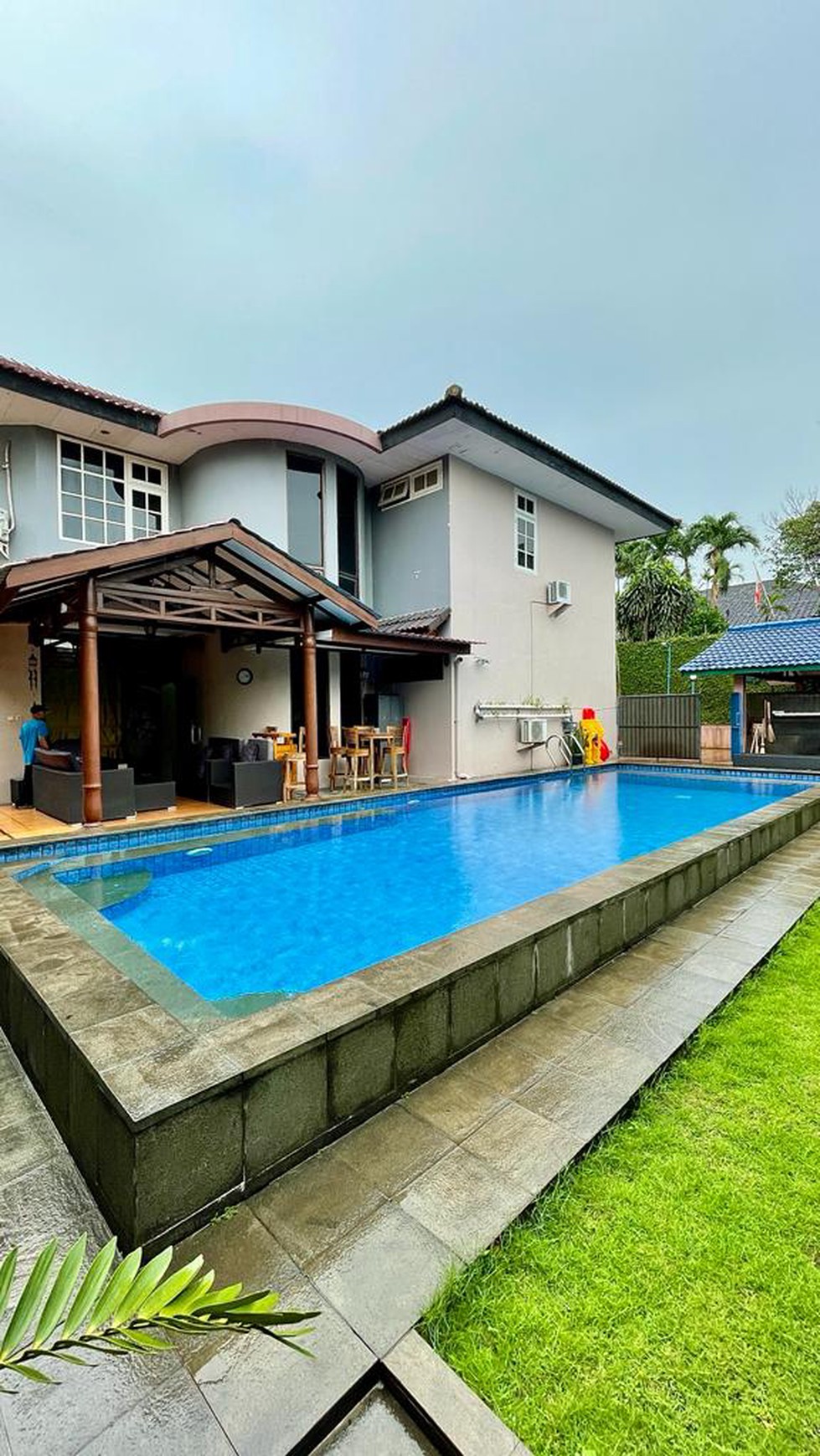 Dijual Cipete in a Private Townhouse