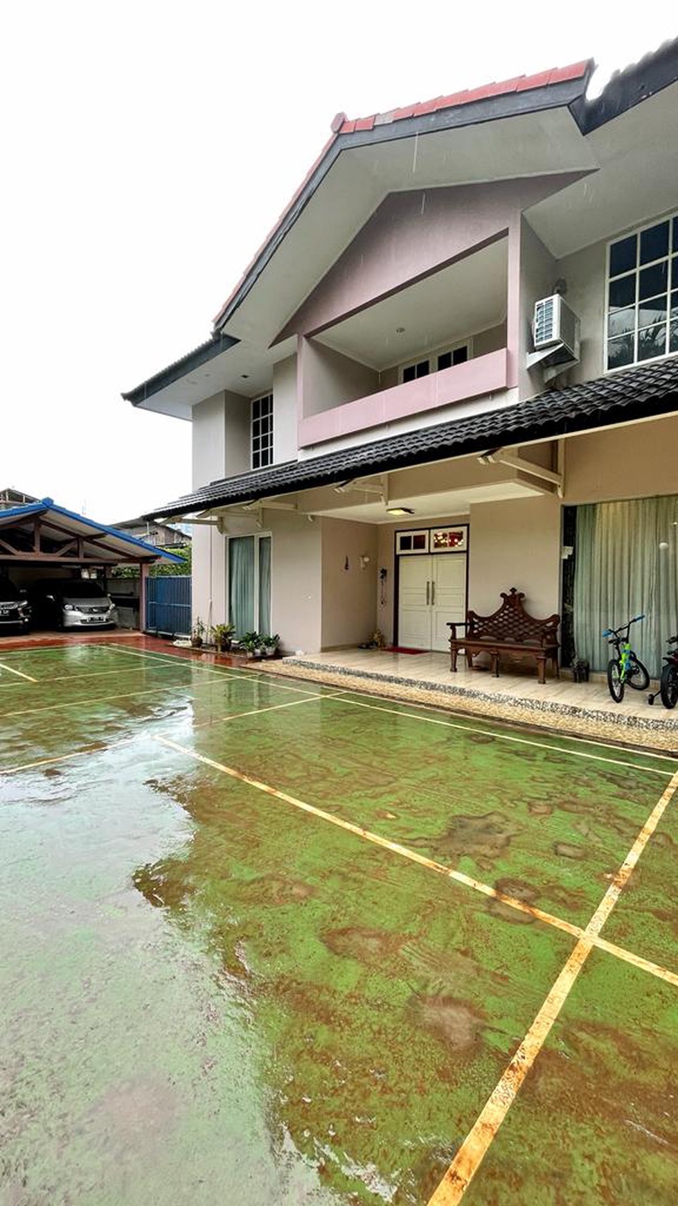 Dijual Cipete in a Private Townhouse