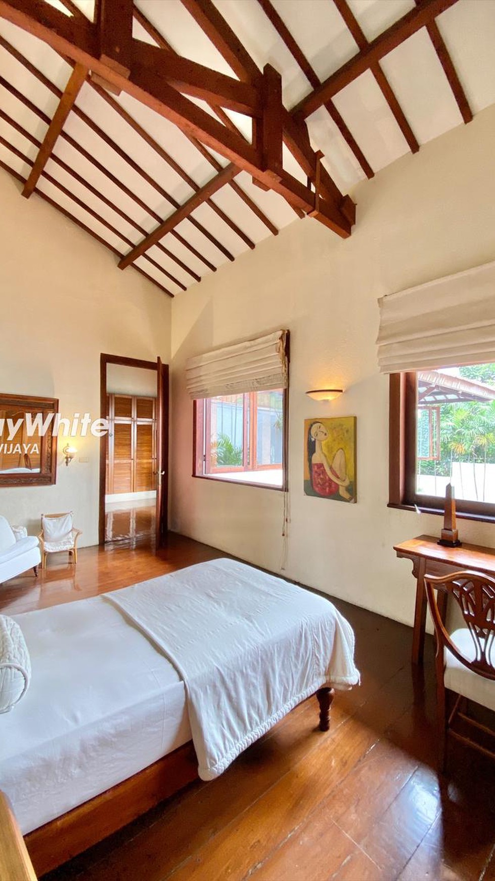 Rumah Siap Huni Gaya Bali, Taman yang sangat luas Area Pejaten Barat