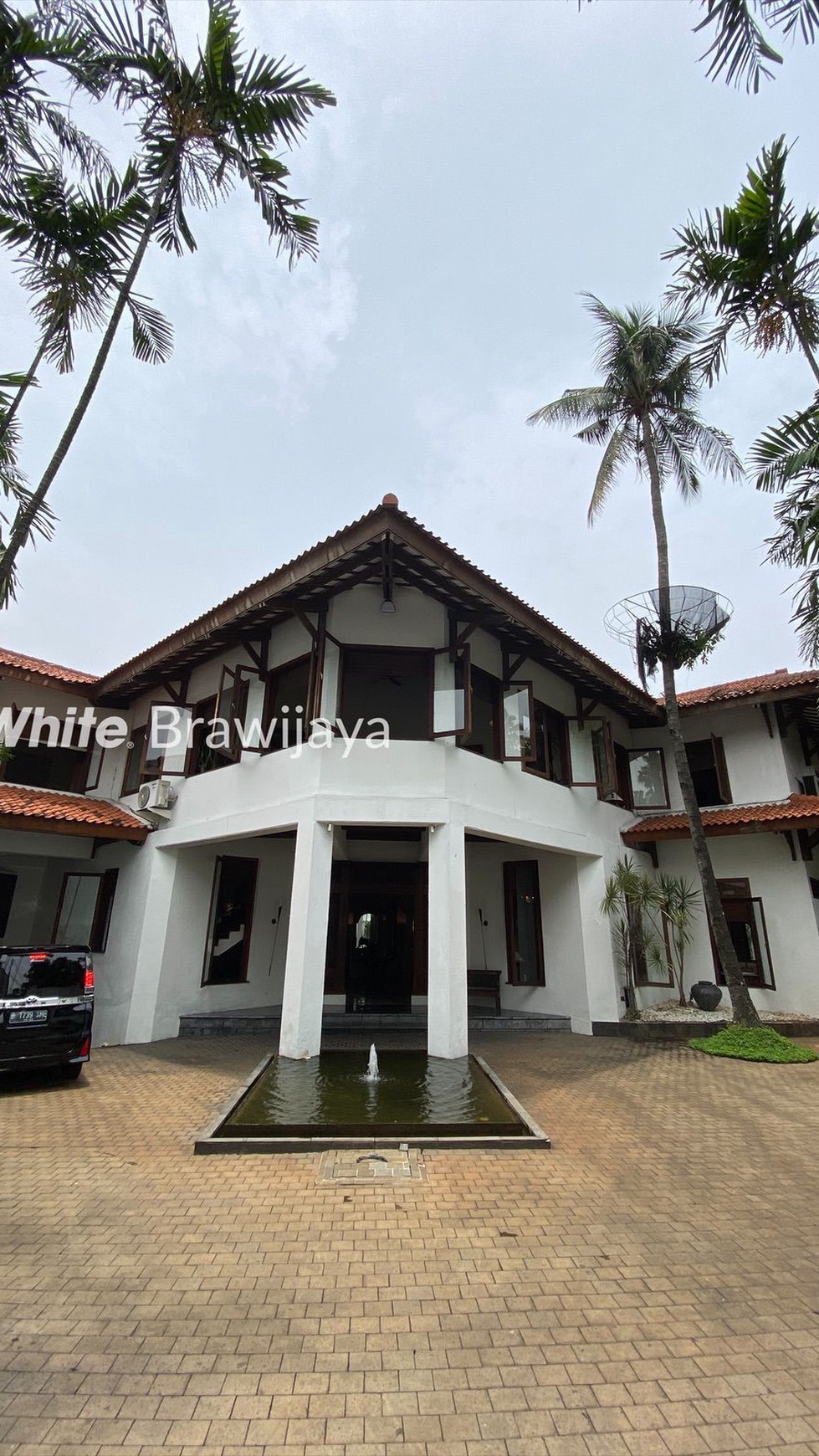 Rumah Siap Huni Gaya Bali, Taman yang sangat luas Area Pejaten Barat