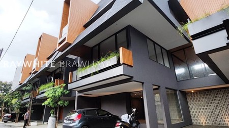 Dijual Townhouse At Kemang Selatan Bebas Banjir