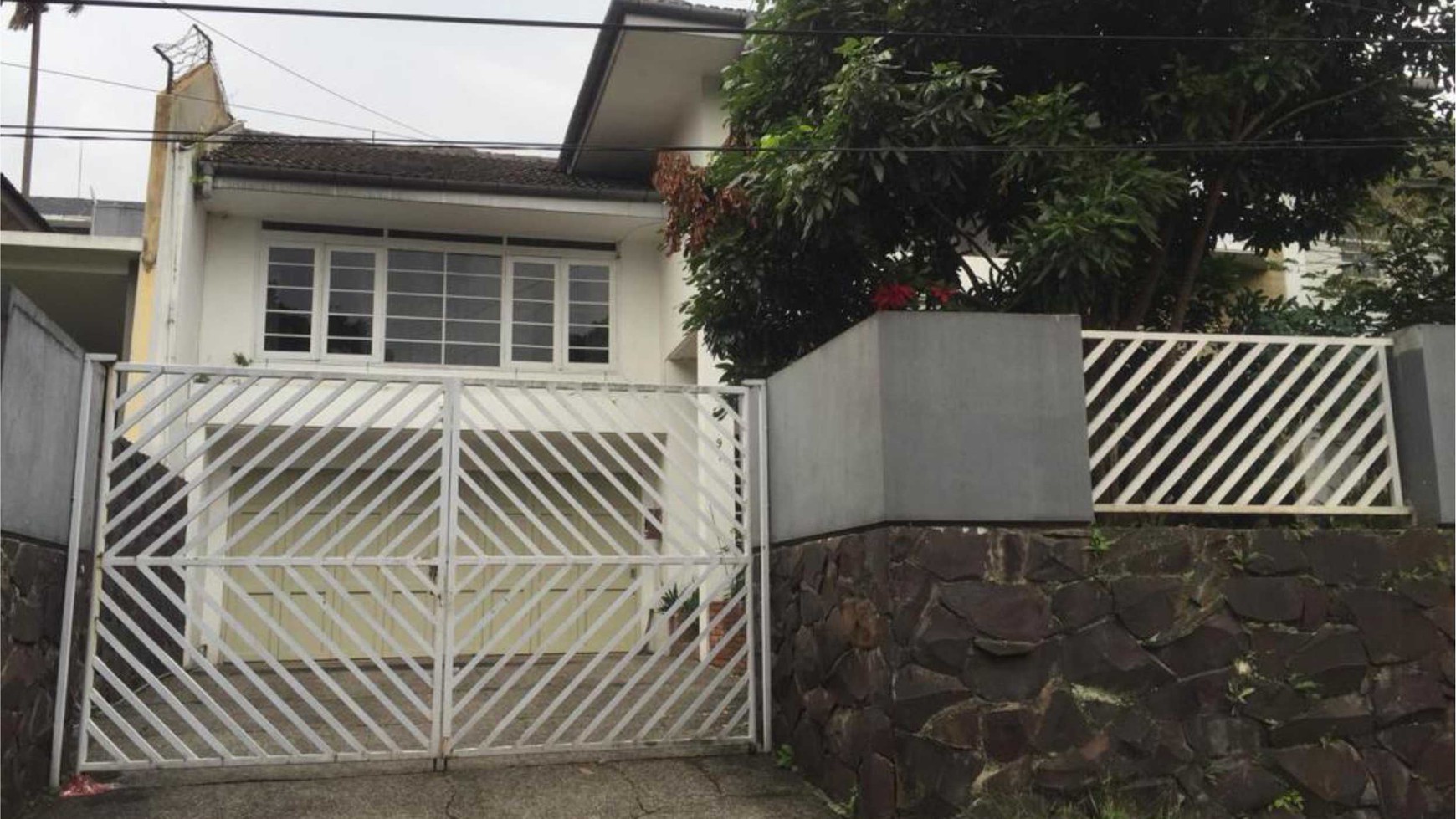 Rumah Di Kawasan Nyaman dan Asri Setra Murni, Bandung