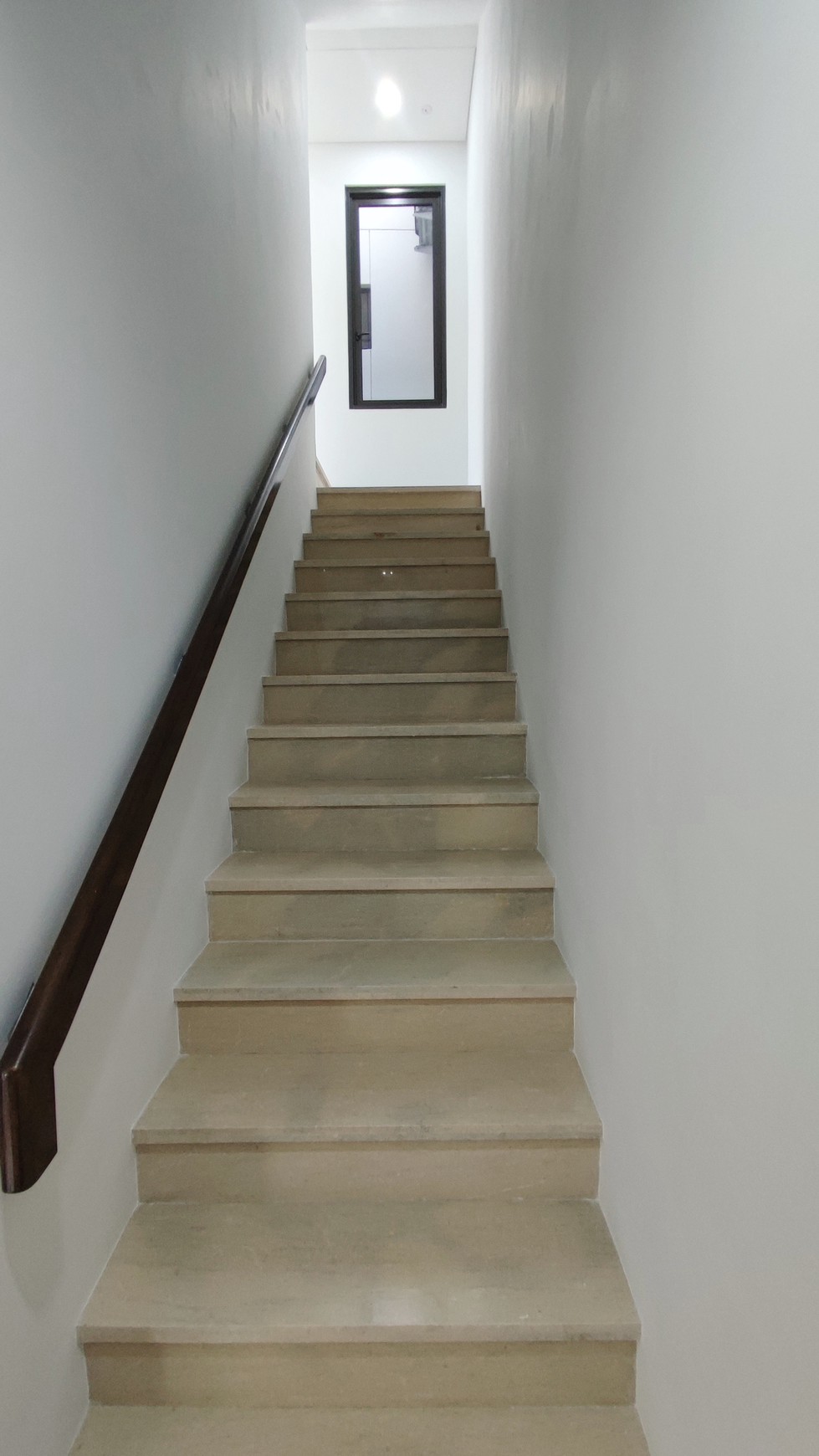 Jarang Ada. Rumah Mewah Zora Cluster Kiyomi, BSD