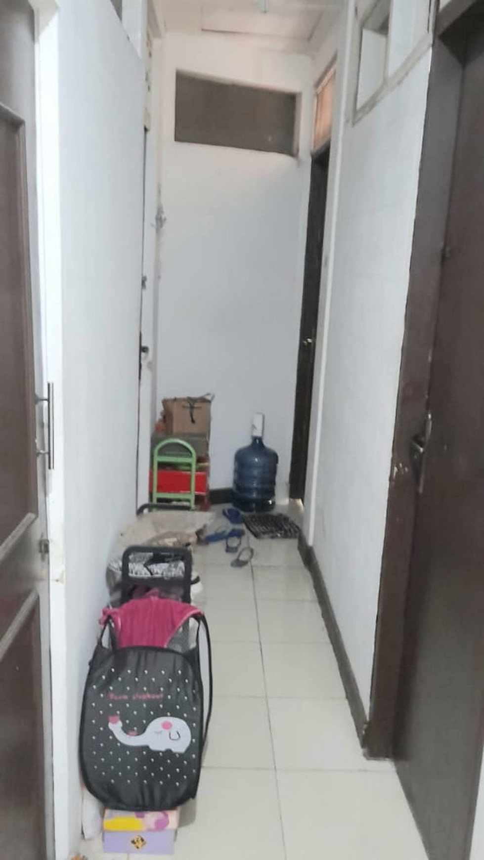 Rumah 2 lantai fully Furnish dan 8 kamar Kost di Pasar Baru 