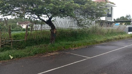 Tanah  kavling cocok bangun Rumah dan Ruko , Lokasi Ok pinggir jalan Utama di Ledeng Bandung