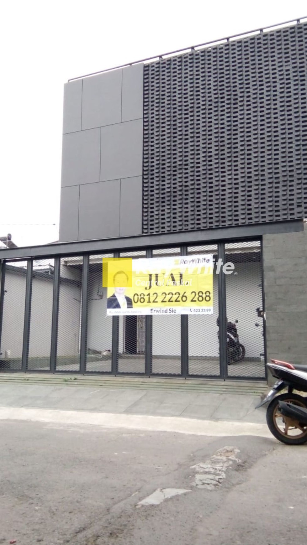 Rumah Luxury Semi Furnished di Sukamulya Indah Bandung