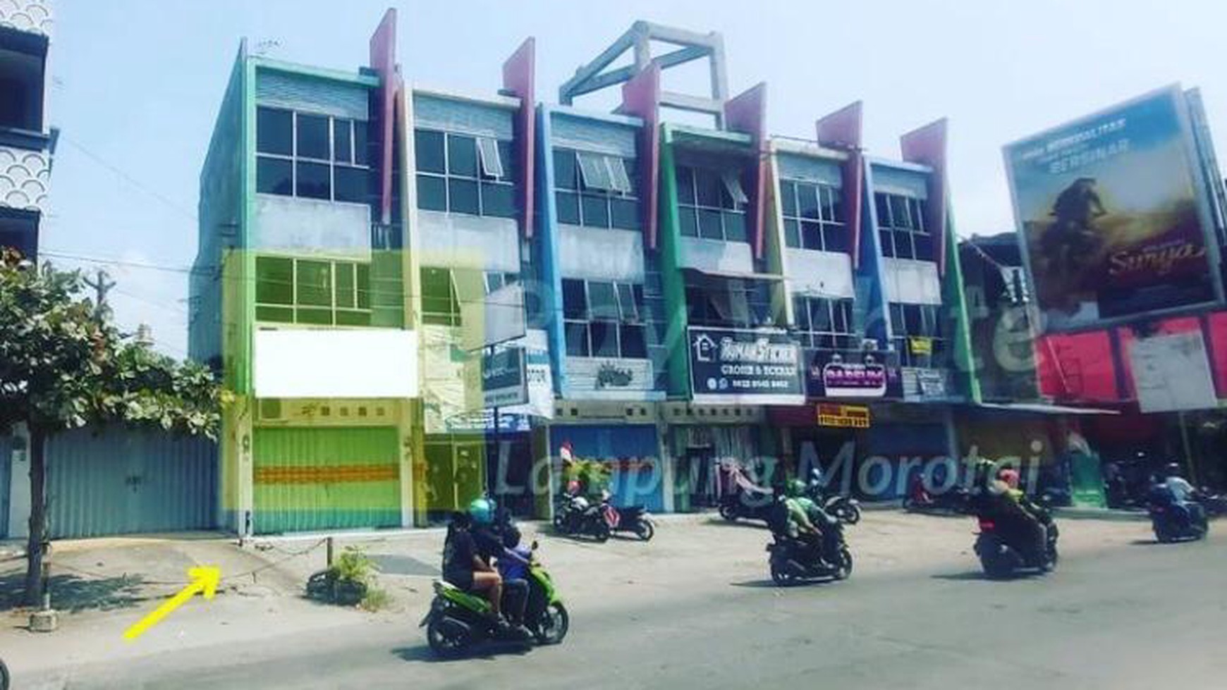 Ruko 3 lantai di Jln. Kamboja Tanjung Karang Timur Bandarlampung Deretan Chandra Mall (ML)