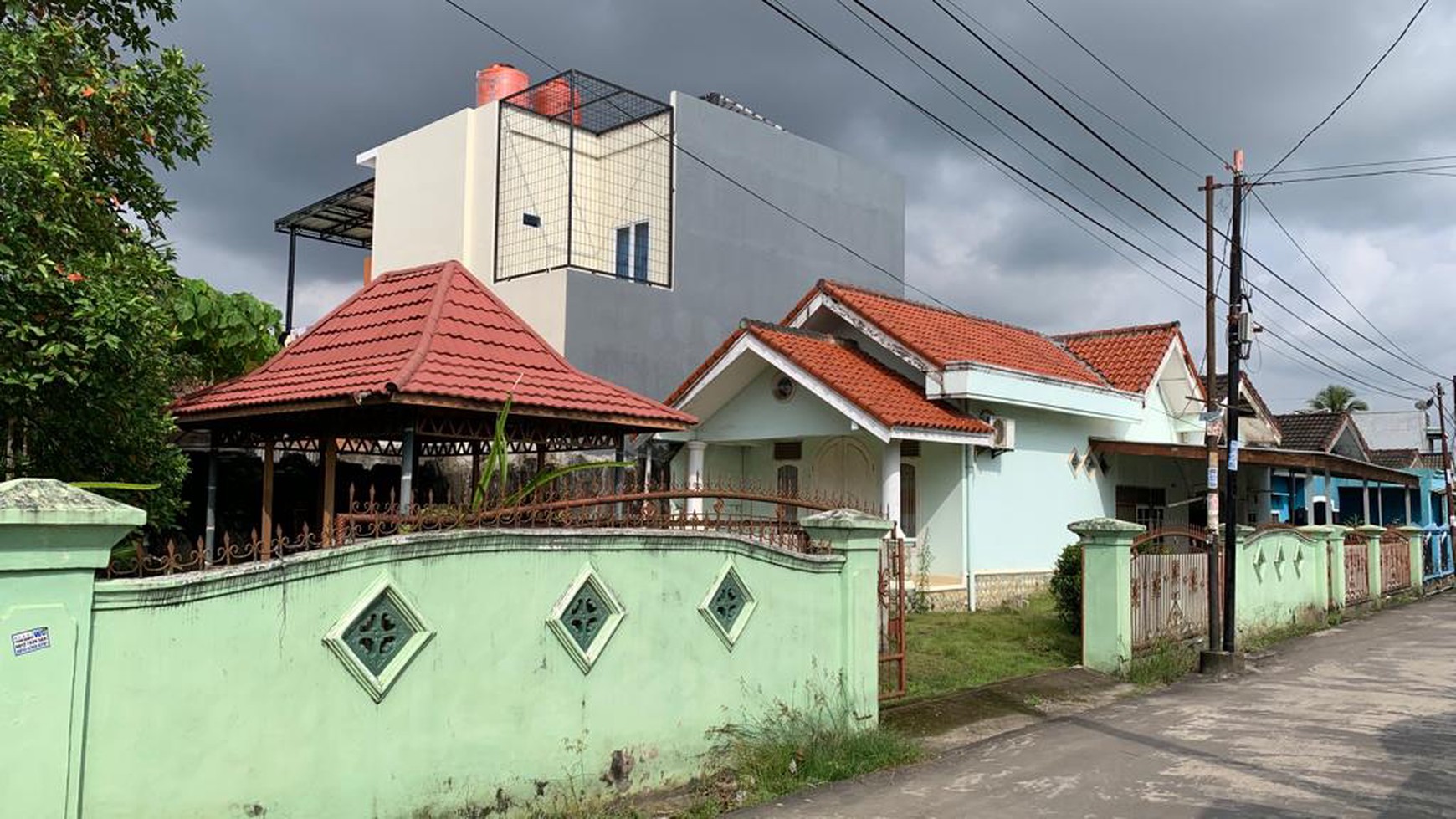 Rumah dijual cepat di Kenten