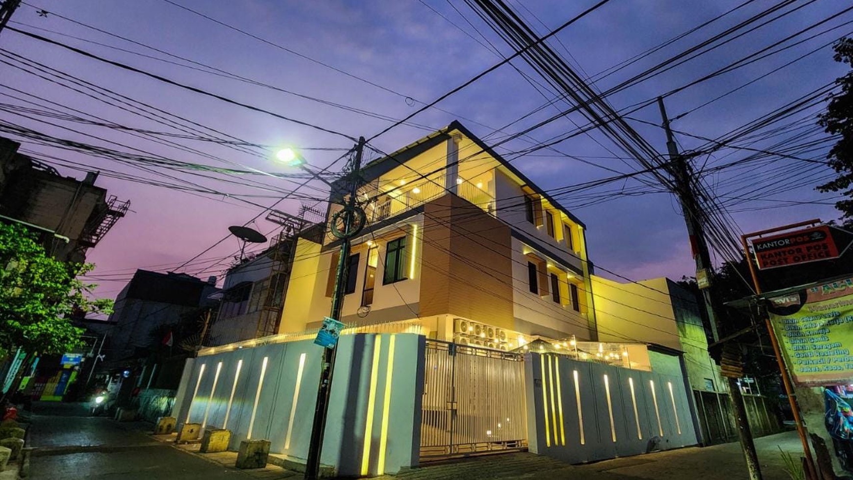 Rumah Kost Esklusif di Tomang, Jakarta Barat