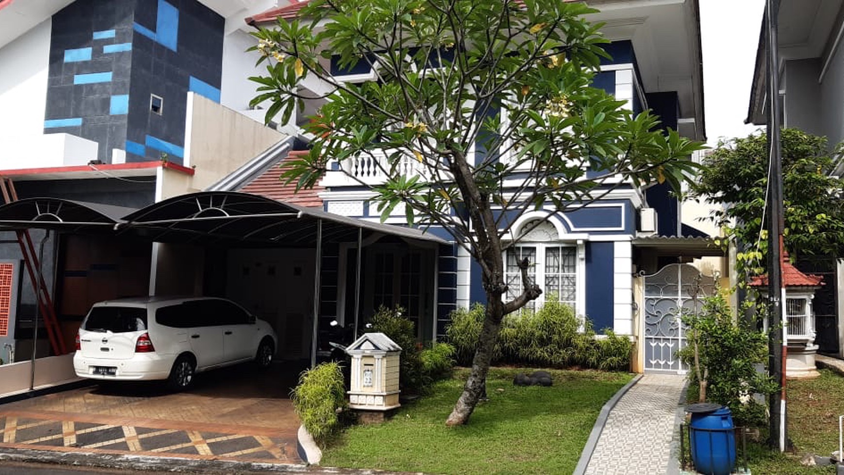 Dijual Rumah Siap Pakai Di Kota Wisata Cibubur Cluster Windsor, Cibubur