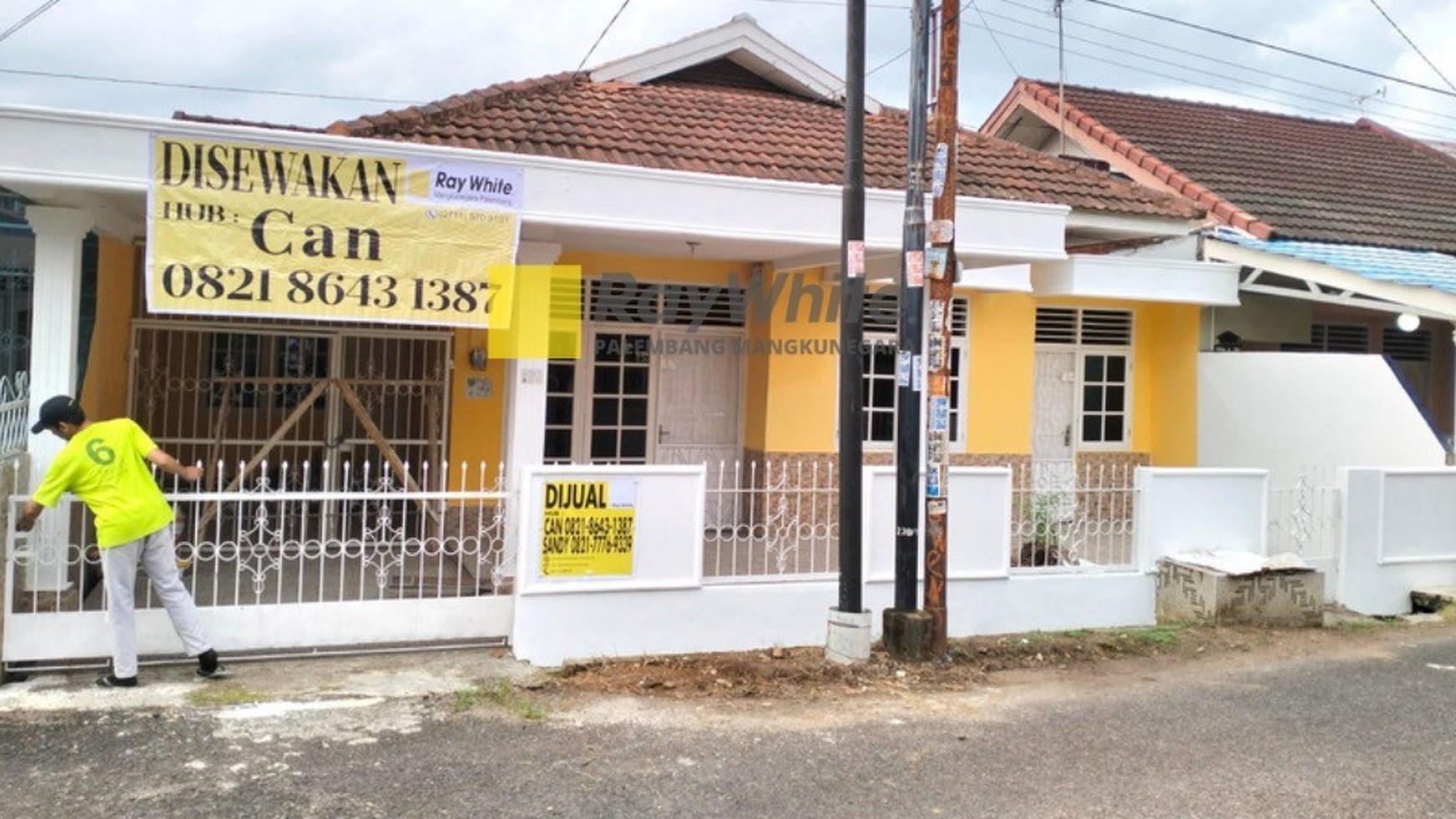 DISEWAKAN RUMAH KOMPLEK TIRTA KENCANA SAKO PALEMBANG 