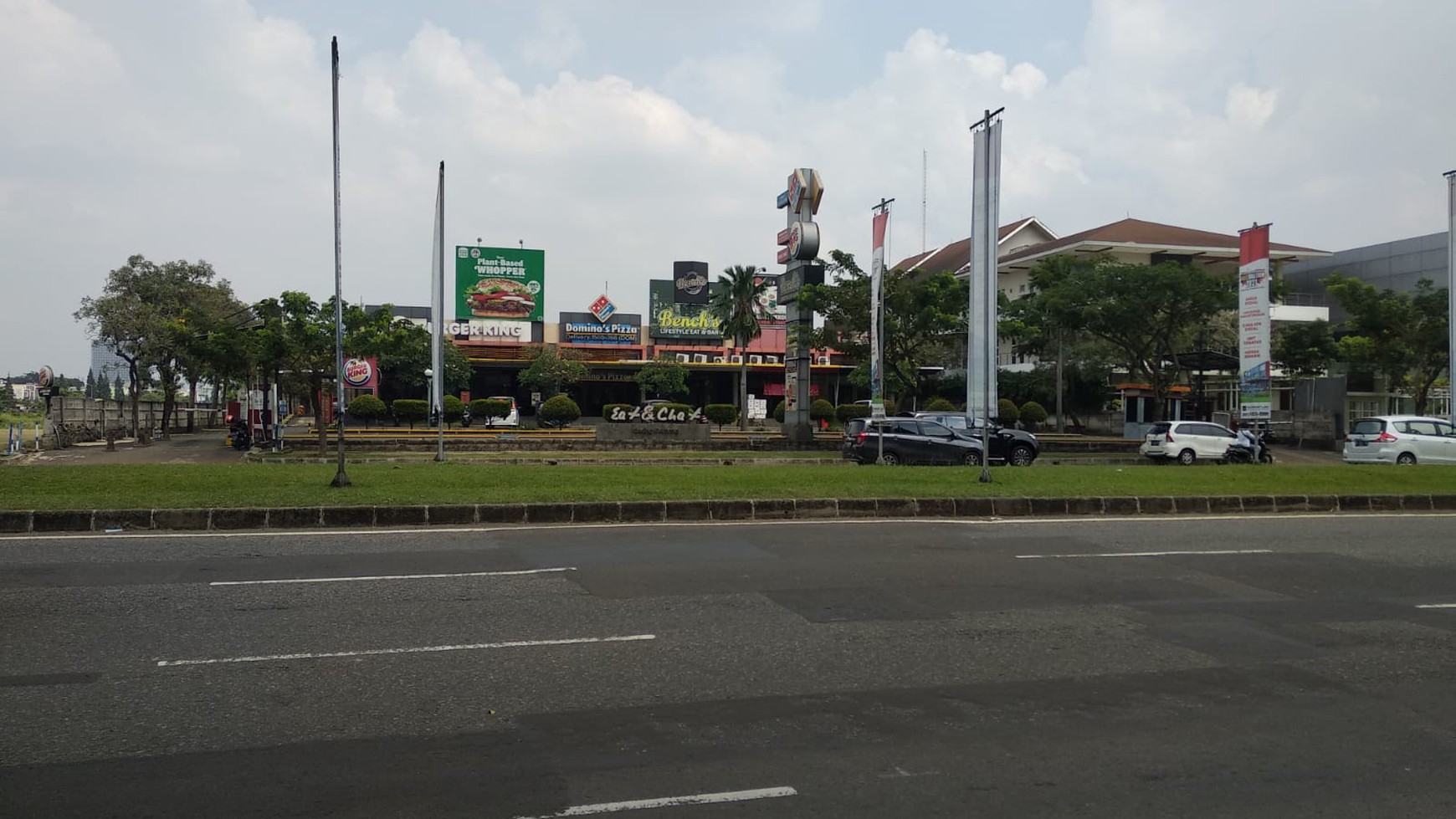 DISEWAKAN BANGUNAN UNTUK RESTO / CAFFEE / F&B