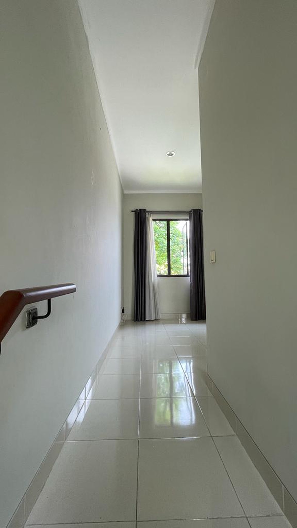 Rumah minimalis  dI Premiere Terace,Ciracas