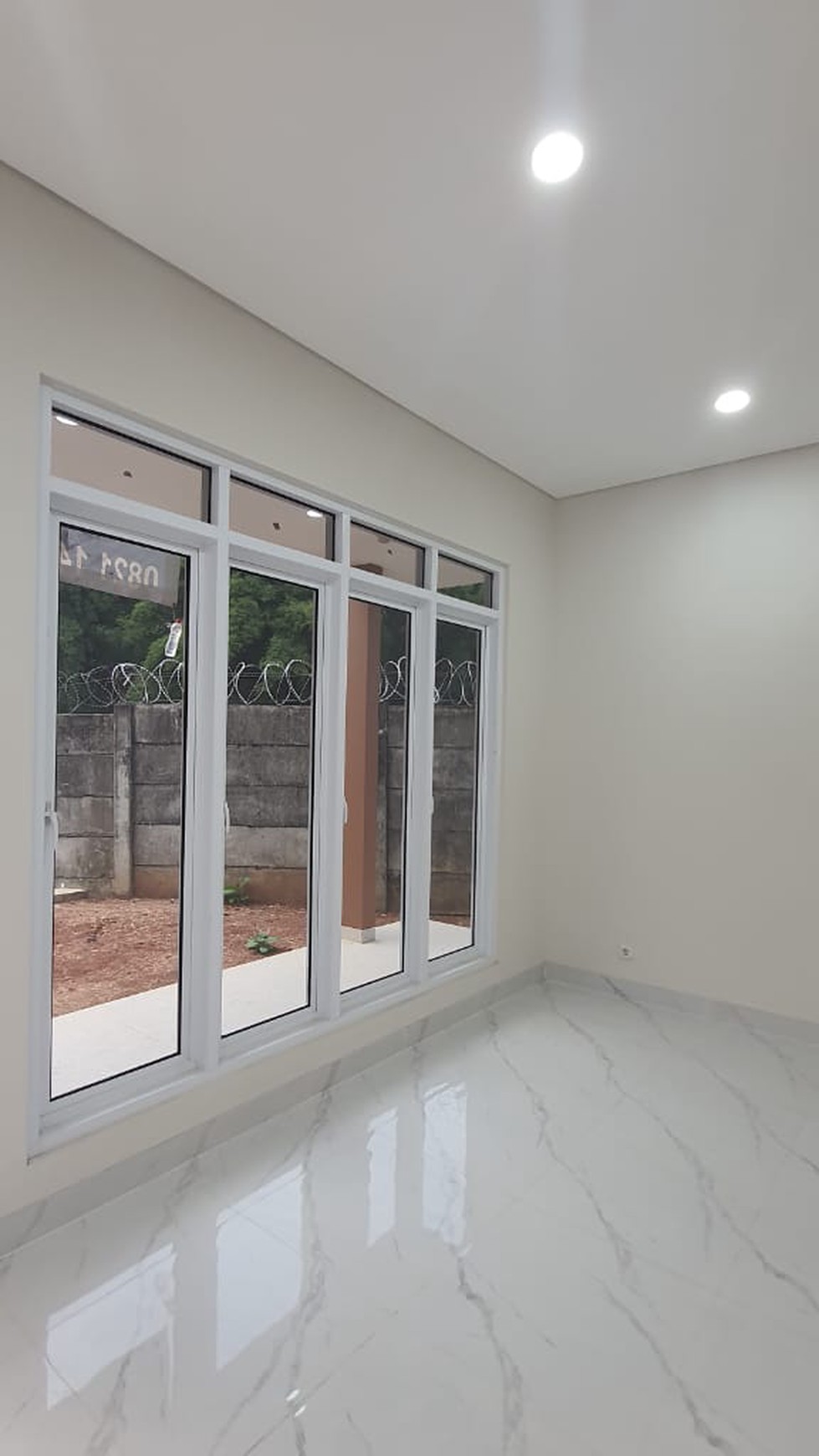 Rumah 2 Lantai Full Renov di Citra Gran 