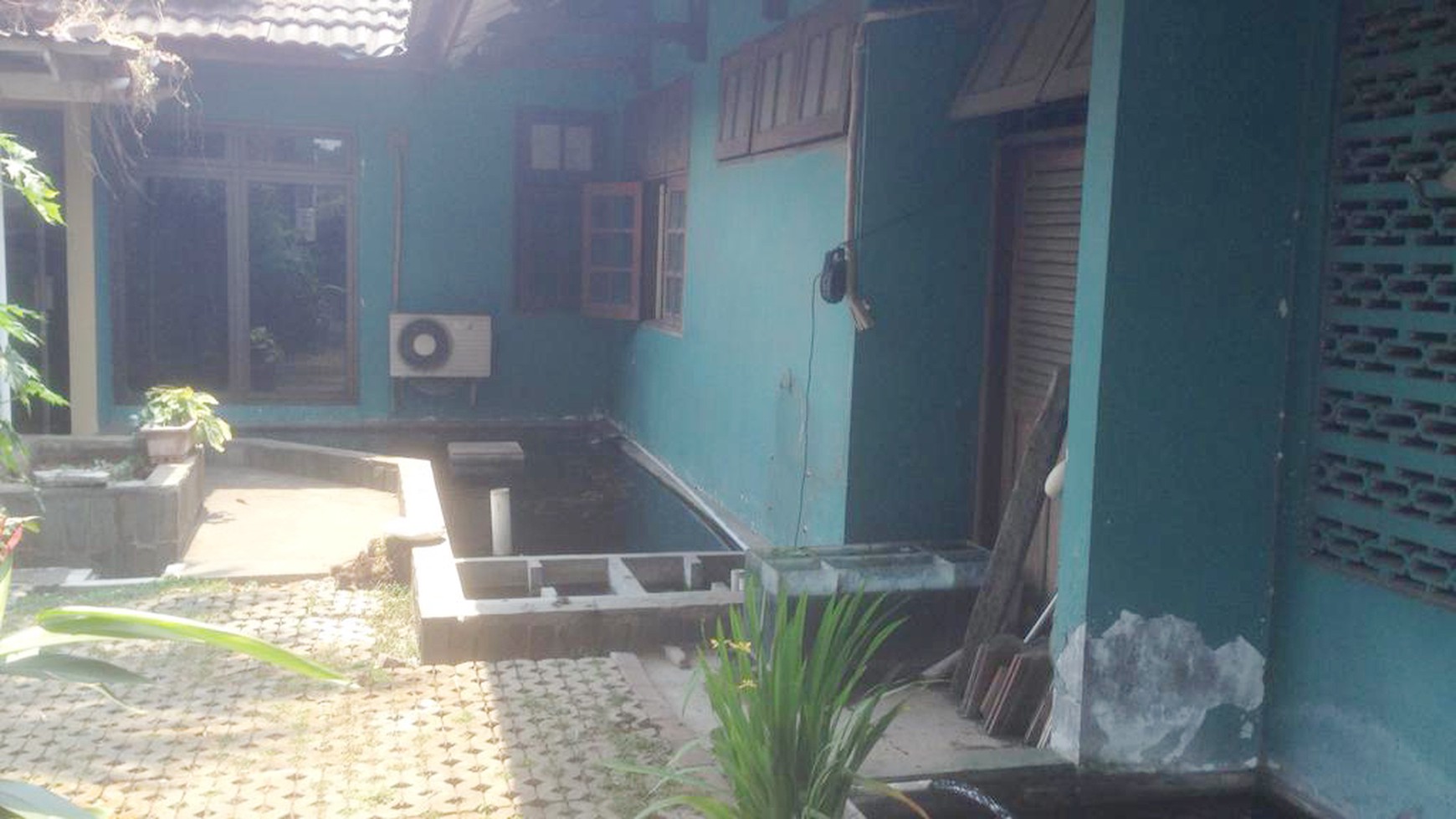 Dijual Ruang Kantor atau tempat Workshop di Kawasan Petukangan, Jakarta Selatan