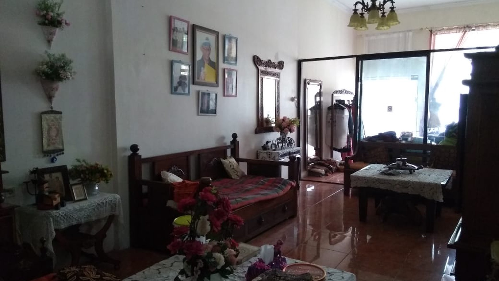 Dijual CEPAT Rumah Untuk Usaha Di Jl Nangka Raya, Bekasi