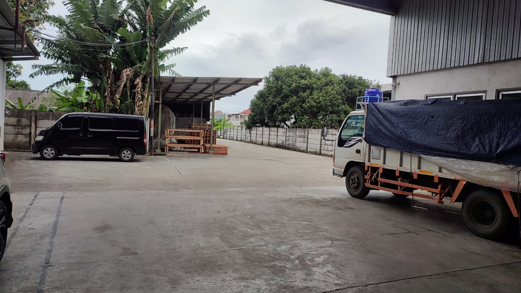 Pabrik Spring Bed  ada kantor di Curug Legok Tangerang