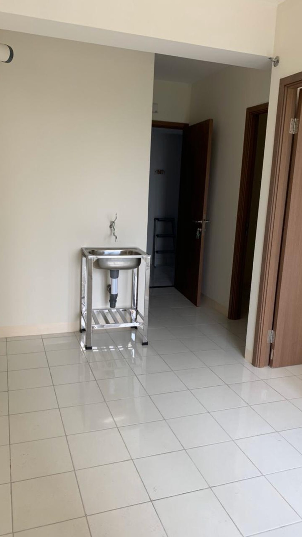 2 unit apartemen, 2 Bed Rooms  PGV di Tower  Dahoma , bisa di jadikan connecting Door