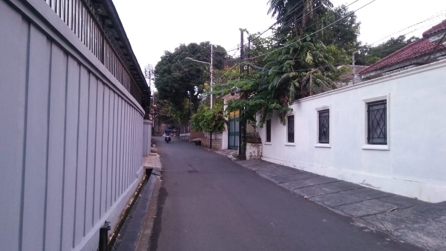 Rumah Kawasan Elit, Lokasi Strategis, dan Hunian Nyaman @Kemang Utara