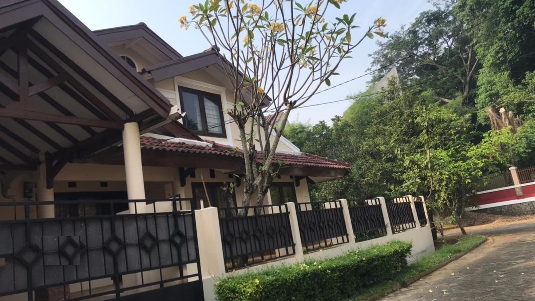 Rumah di Rajawali sek 9 Bintaro