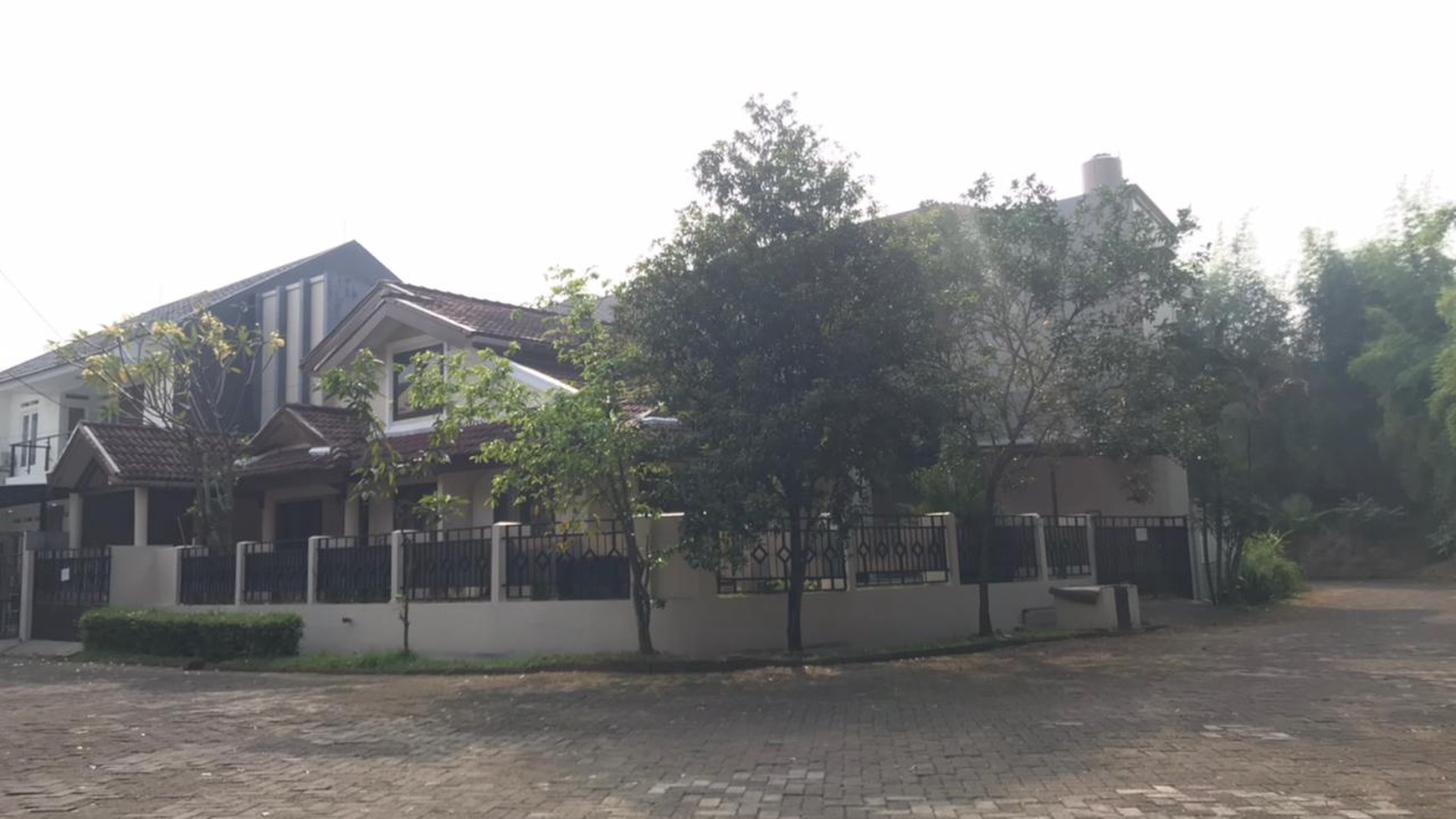 Rumah di Rajawali sek 9 Bintaro