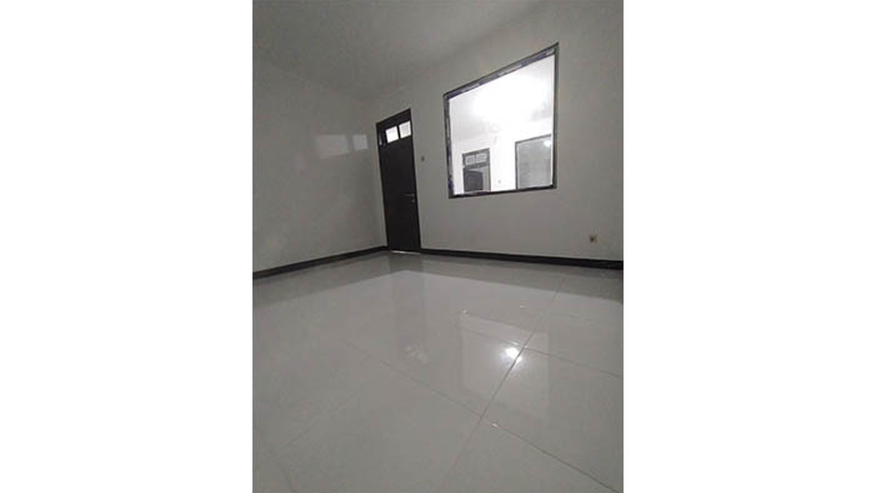 Ruko Danau Agung, Sunter Podomoro, Luas 10x22,6m2