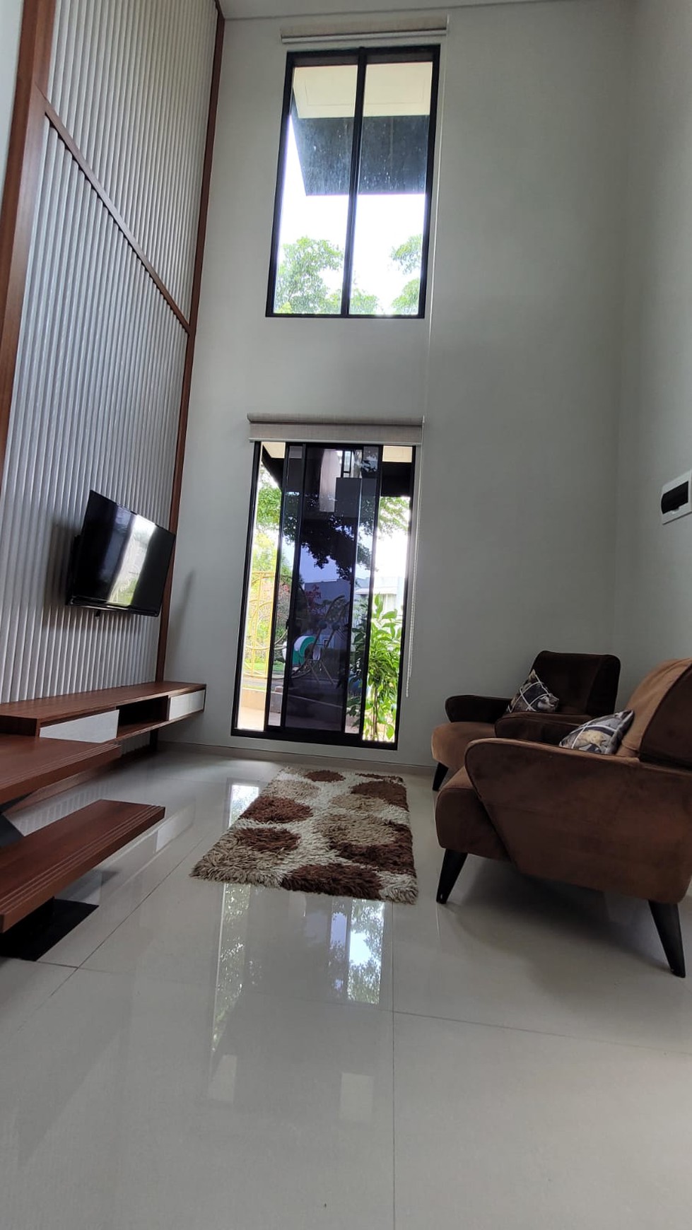 Rumah Minimalis Bintaro Jaya dan Siap Huni @Kebayoran Piazza, Bintaro