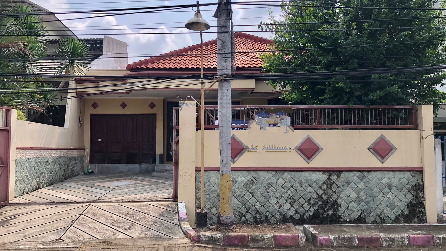 1544. Dijual Rumah Kupang Baru I, Surabaya