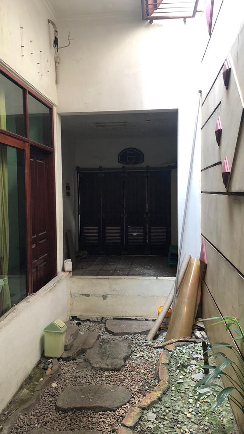 1544. Dijual Rumah Kupang Baru I, Surabaya